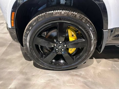 Used 2022 Land Rover Defender 110 X-Dynamic HSE AWD/4WD image 10