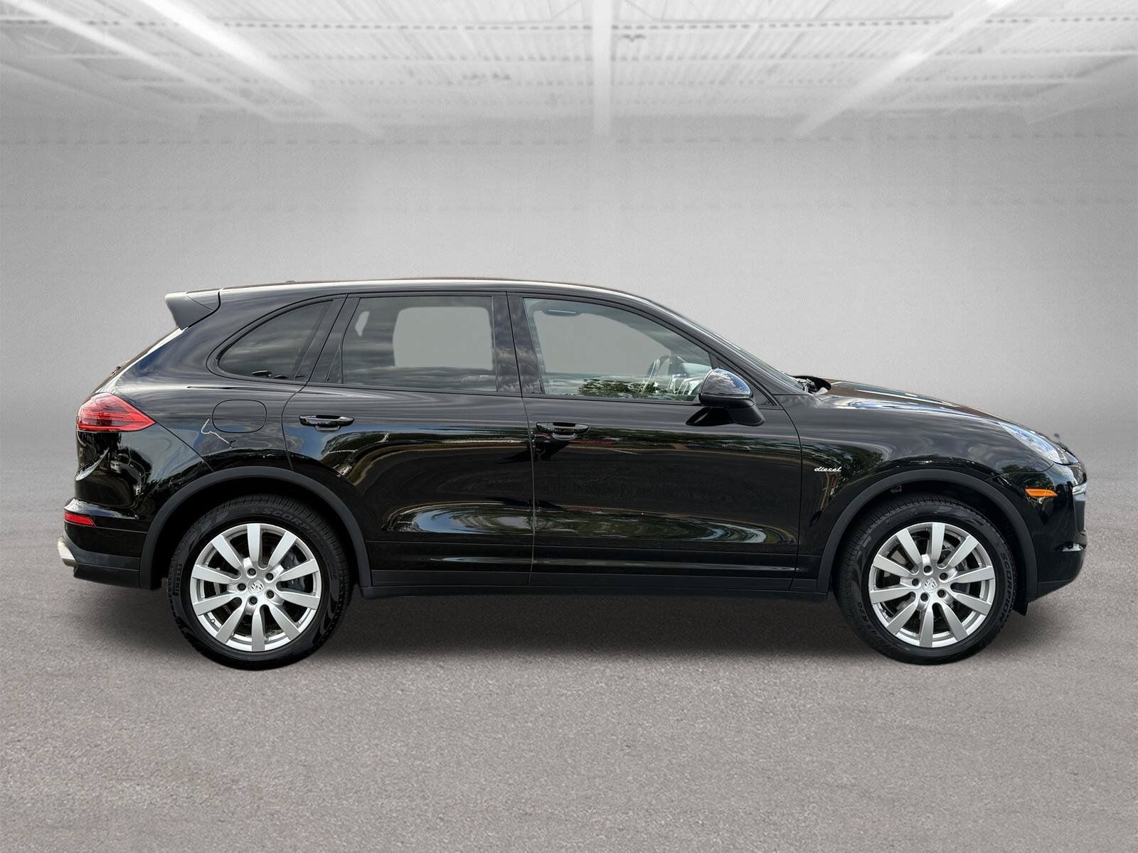 Used 2015 Porsche Cayenne Diesel AWD/4WD image 10