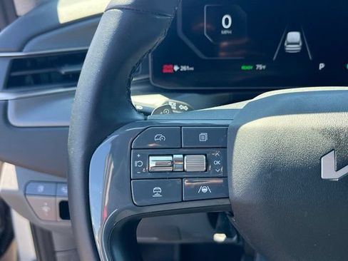 Certified 2024 Kia EV9 Wind AWD/4WD image 20