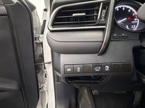 Used 2024 Toyota Camry SE FWD image 29