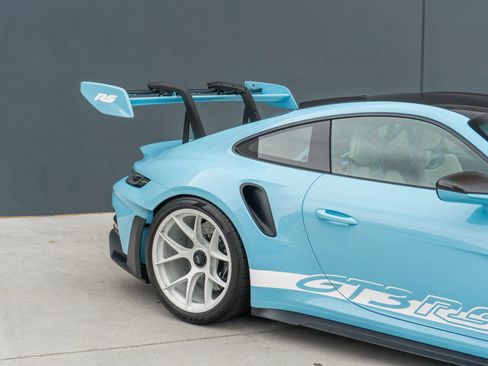 Used 2024 Porsche 911 GT3 RS RWD image 35