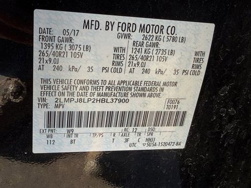 Used 2017 Lincoln MKX Reserve w/ Driver Assistance Package image 33