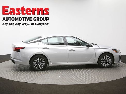 Used 2024 Nissan Altima 2.5 SV image 44