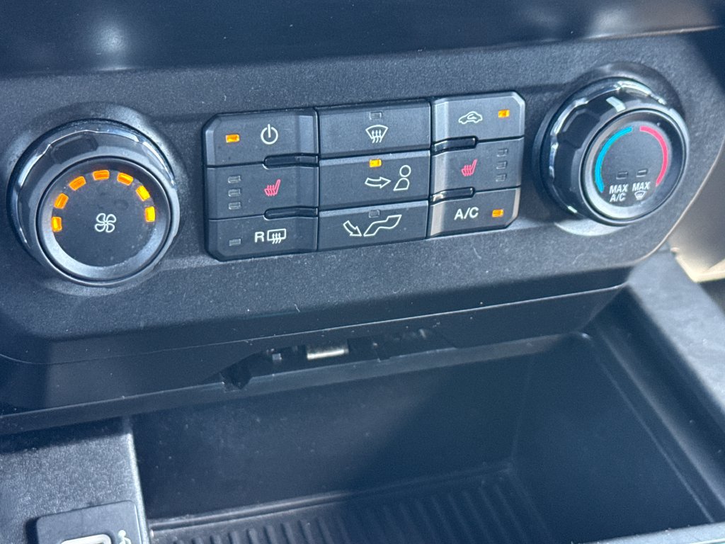 Used 2020 Ford F150 XLT w/ Equipment Group 302A Luxury RWD image 22