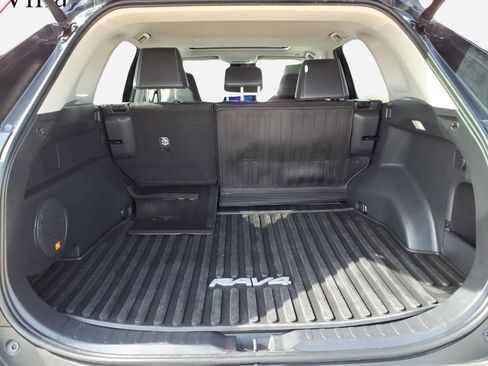 Used 2023 Toyota RAV4 XLE Premium FWD image 6