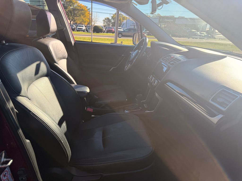 Used 2017 Subaru Forester 2.5i Touring AWD/4WD image 15