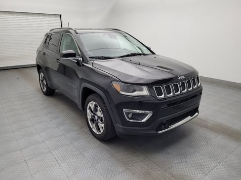 Used 2018 Jeep Compass Limited w/ Navigation Group AWD/4WD image 13
