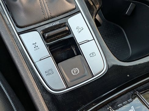 Used 2023 Hyundai Santa Cruz Limited image 24