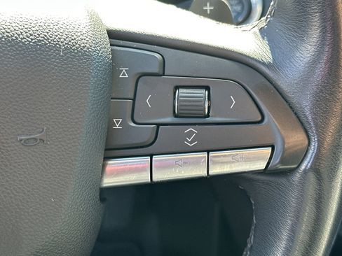 Used 2023 Cadillac XT4 Premium Luxury image 26