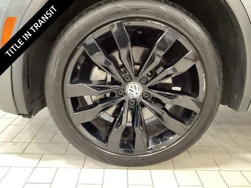 Used 2021 Volkswagen Tiguan SE R-Line AWD/4WD image 23