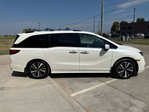 Used 2018 Honda Odyssey Elite image 10