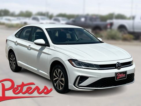 Used 2025 Volkswagen Jetta S FWD image 1