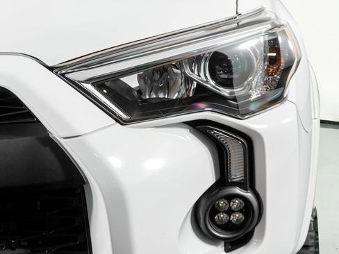 Used 2023 Toyota 4Runner SR5 image 23