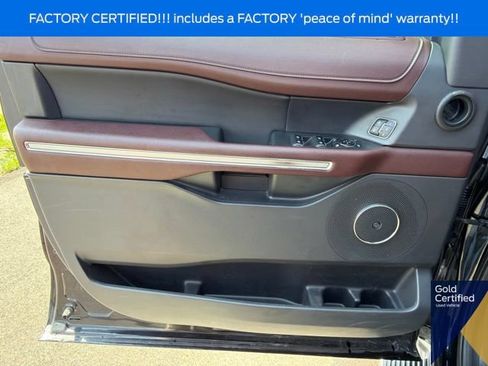 Used 2023 Ford Expedition Limited AWD/4WD image 32