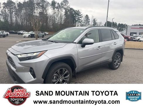 Used 2025 Toyota RAV4 Limited image 6