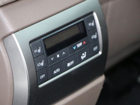 Used 2022 Lexus GX 460 Premium AWD/4WD image 36