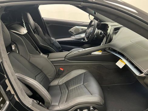 New 2026 Chevrolet Corvette Stingray Premium Cpe w/ Z51 Performance Package RWD image 32