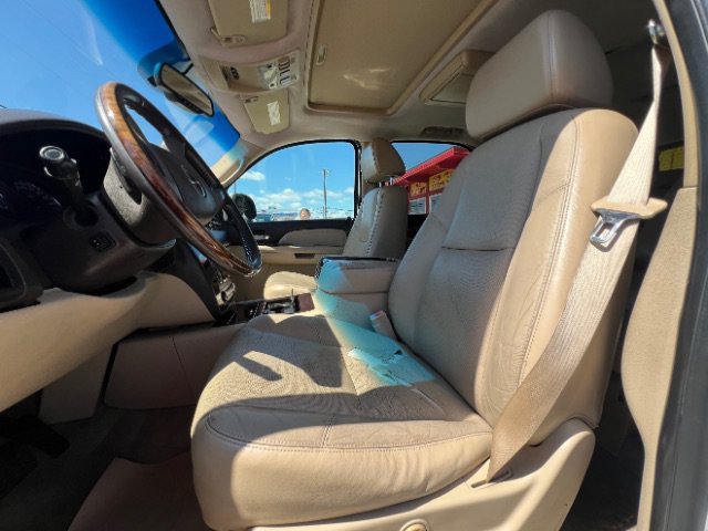 Used 2009 GMC Yukon Denali RWD image 10