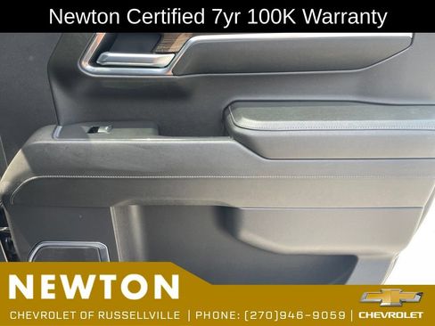 Used 2023 Chevrolet Silverado 1500 LT AWD/4WD image 27