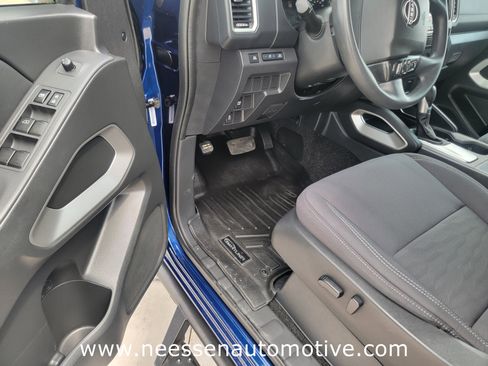 Used 2022 Nissan Frontier SV RWD image 16