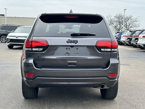 Used 2021 Jeep Grand Cherokee Laredo X image 6