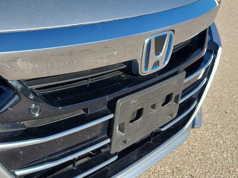 Used 2022 Honda Accord Touring image 14