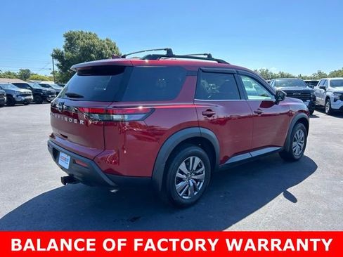 Used 2025 Nissan Pathfinder SV FWD image 6