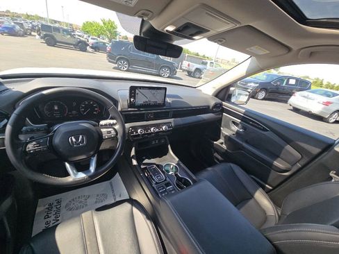 Used 2023 Honda Pilot Touring image 27