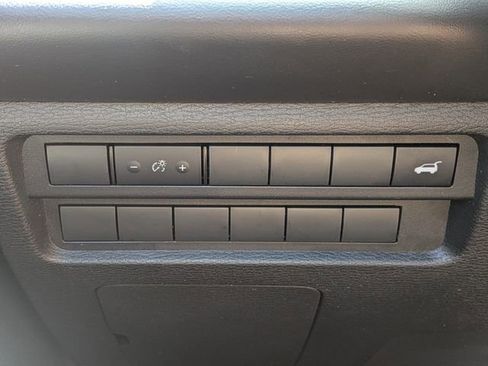 Used 2024 Mitsubishi Outlander SE image 25