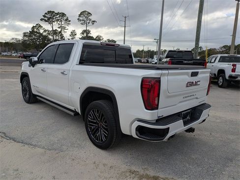 Used 2022 GMC Sierra 1500 Denali w/ Denali Premium Package image 5