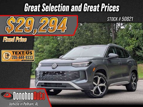 Used 2025 Volkswagen Tiguan SE w/ Panoramic Sunroof Package AWD/4WD image 1