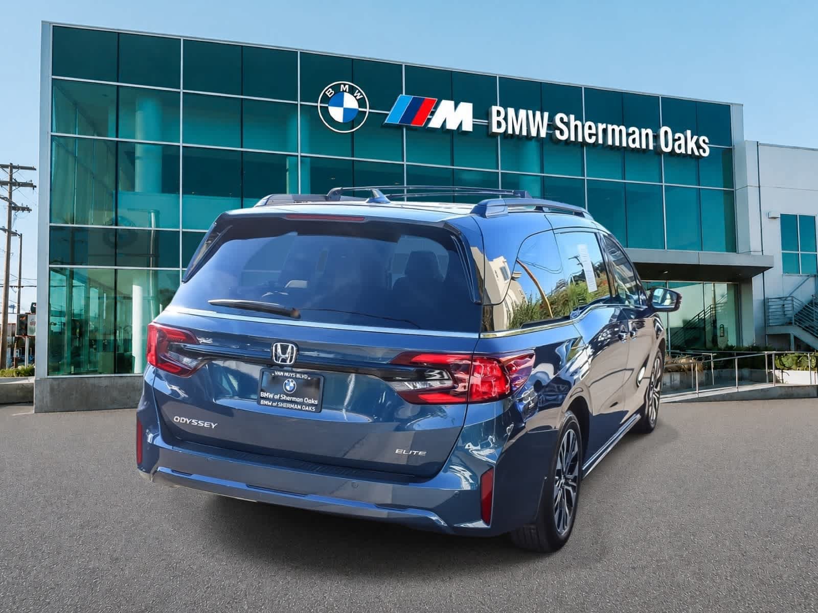 Used 2026 Honda Odyssey Elite image 6