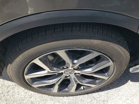 Used 2023 Acura MDX FWD w/ Technology Package image 10