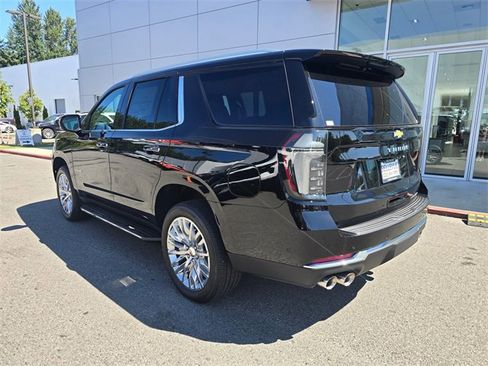 New 2025 Chevrolet Tahoe Premier image 3