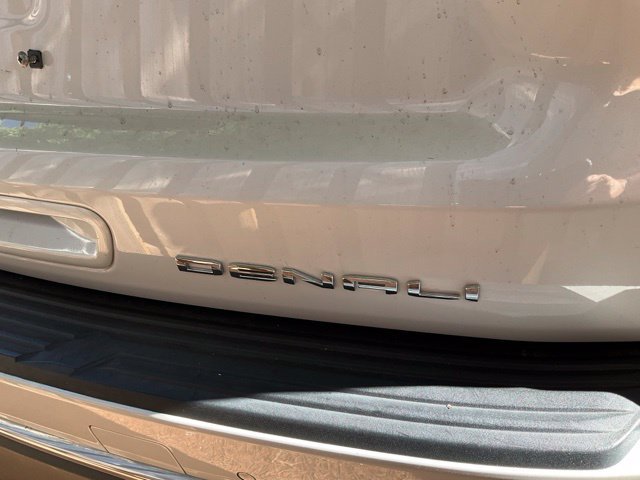 Used 2021 GMC Yukon Denali AWD/4WD image 6