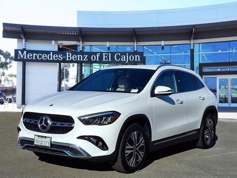 Used 2025 Mercedes-Benz GLA 250 4MATIC image 1