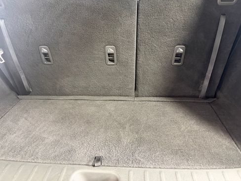Used 2023 Nissan Pathfinder S FWD image 32