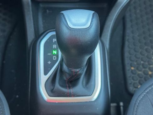 Certified 2023 Jeep Renegade Trailhawk AWD/4WD image 36