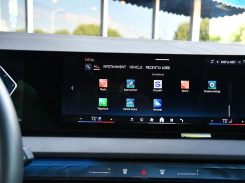 Used 2025 BMW X3 xDrive30i AWD/4WD image 25