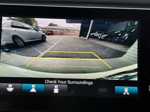 Used 2018 Honda Accord EX image 32