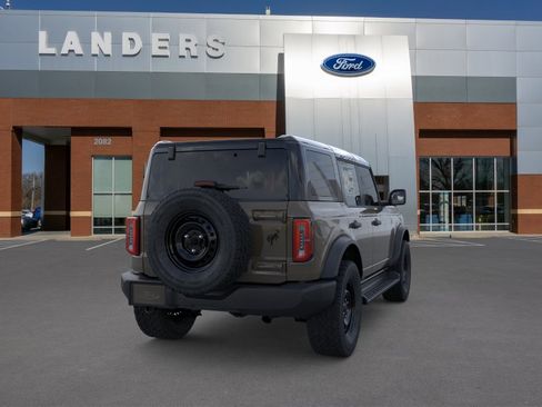 New 2026 Ford Bronco Outer Banks image 8