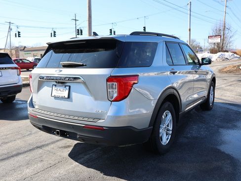 Used 2022 Ford Explorer XLT w/ Class IV Trailer Tow Package image 7