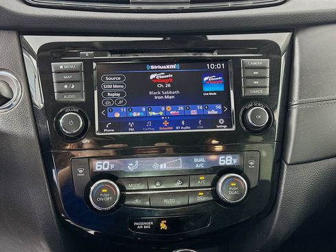 Used 2020 Nissan Rogue SL w/ Premium Package AWD/4WD image 15