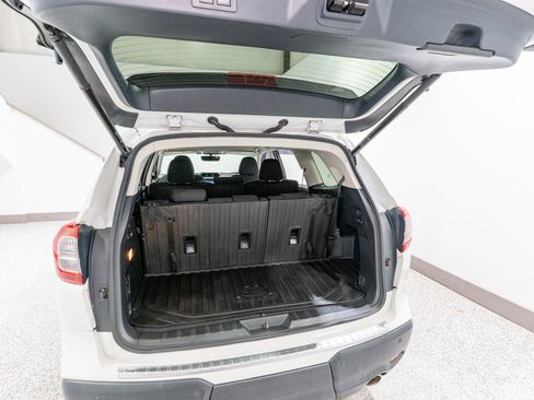 Used 2021 Subaru Ascent Premium w/ Convenience Package AWD/4WD image 35
