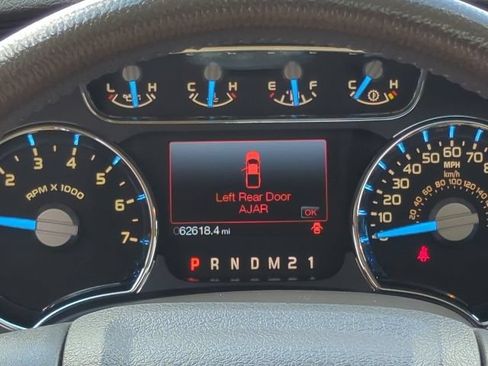Used 2014 Ford F150 Lariat w/ Equipment Group 502A Luxury AWD/4WD image 27