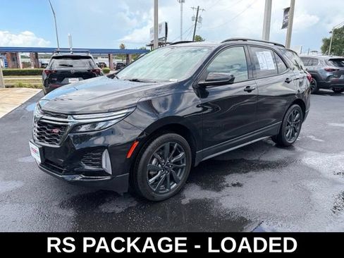Used 2023 Chevrolet Equinox RS AWD/4WD image 3