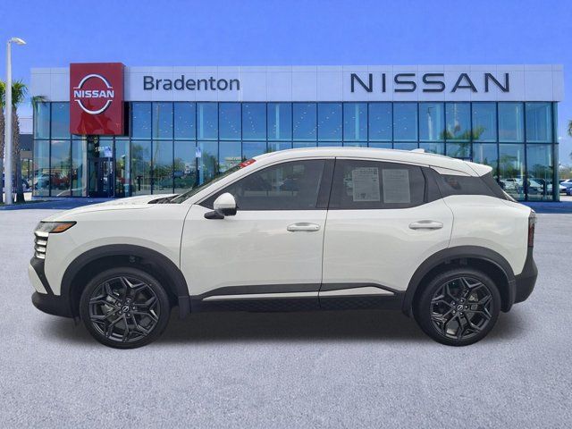 Certified 2025 Nissan Kicks SR FWD image 8