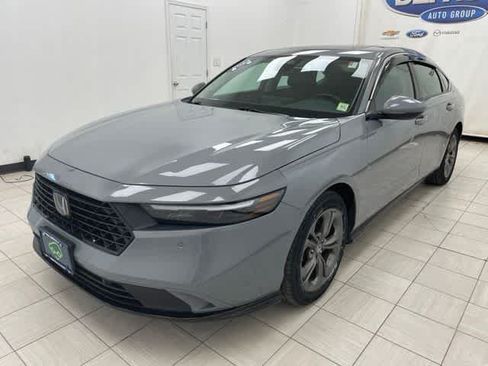Used 2024 Honda Accord EX-L image 17