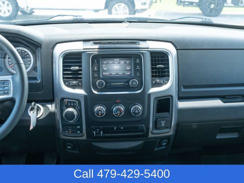 Used 2023 RAM 1500 Classic SLT AWD/4WD image 35