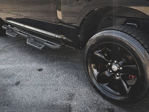 Used 2013 RAM 1500 Express AWD/4WD image 18
